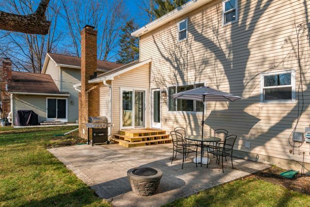 251 Northigh Drive, Worthington, OH 43085