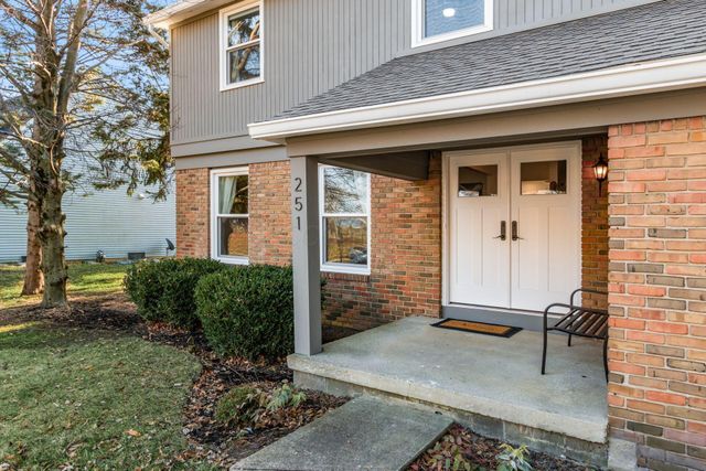251 Northigh Drive, Worthington, OH 43085