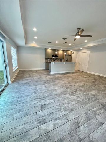 1090 E PIERCE AVENUE, Orlando, FL 32809