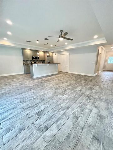 1090 E PIERCE AVENUE, Orlando, FL 32809
