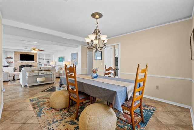 2823 Bayshore Drive, Bacliff, TX 77518