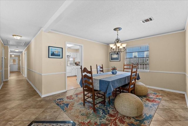 2823 Bayshore Drive, Bacliff, TX 77518