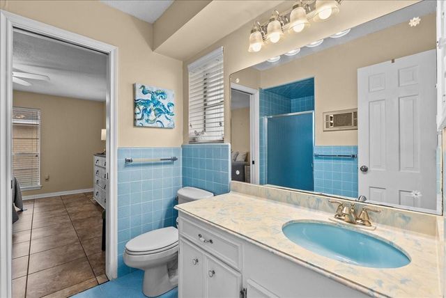 2823 Bayshore Drive, Bacliff, TX 77518