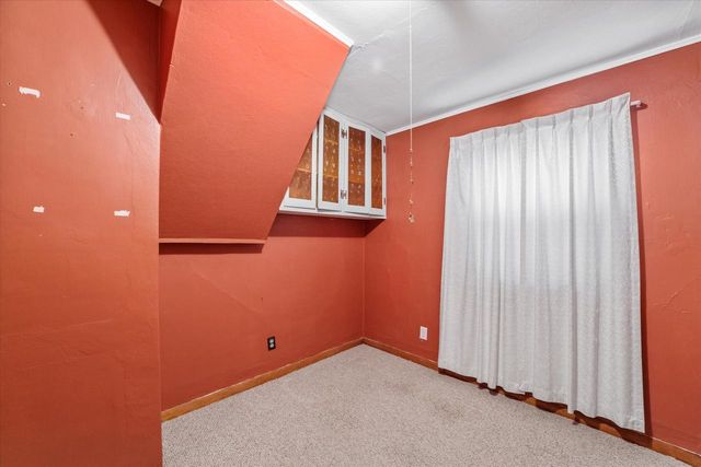 1234 W Scott STREET, Milwaukee, WI 53204