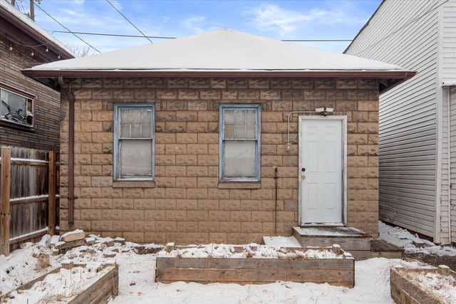 1234 W Scott STREET, Milwaukee, WI 53204