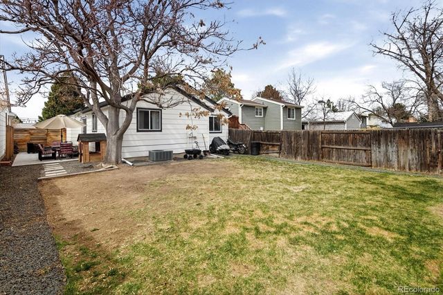 5954 W 77th Drive, Arvada, CO 80003