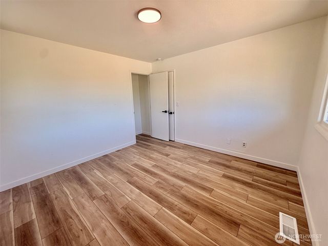 5611 N 48th Street, Tacoma, WA 98407