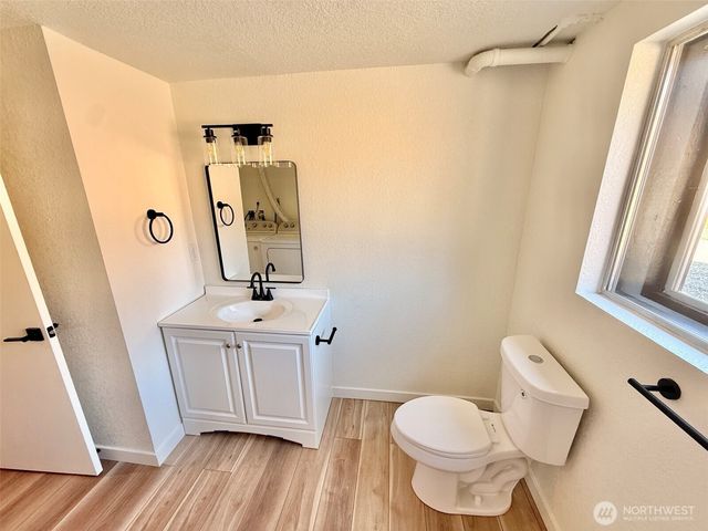 5611 N 48th Street, Tacoma, WA 98407
