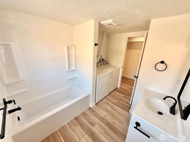 5611 N 48th Street, Tacoma, WA 98407