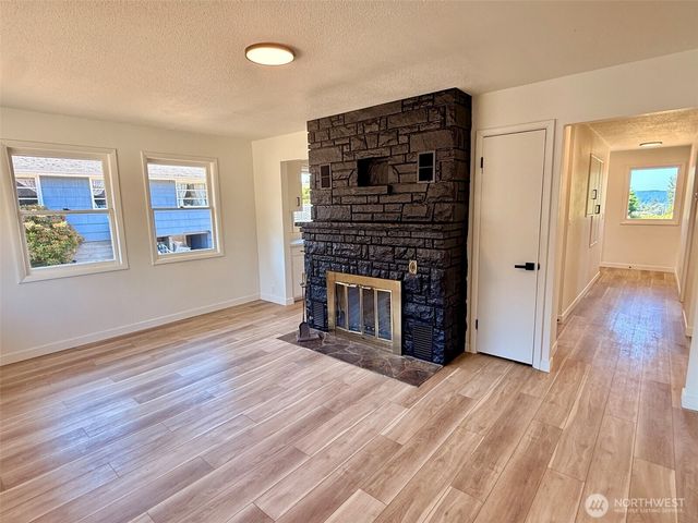 5611 N 48th Street, Tacoma, WA 98407