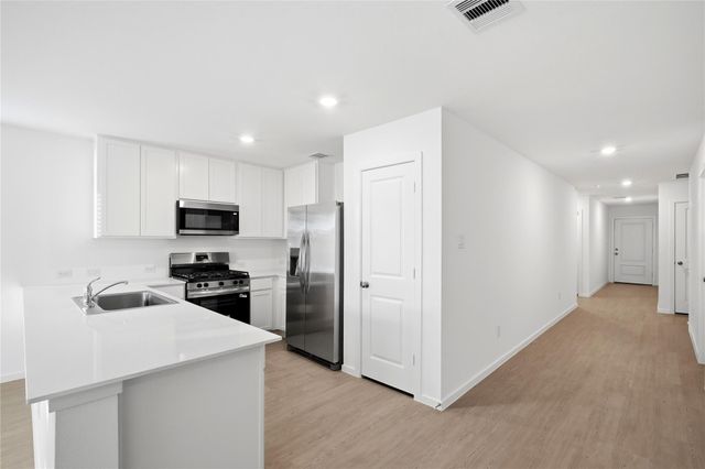 25585 Rose Creek Drive, Cleveland, TX 77328