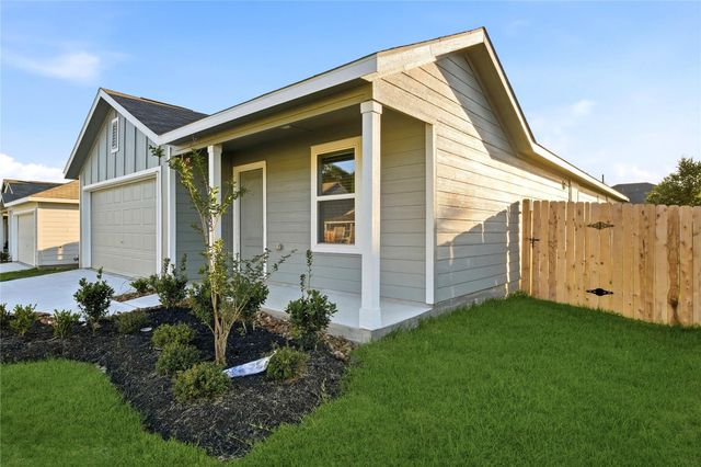 25585 Rose Creek Drive, Cleveland, TX 77328