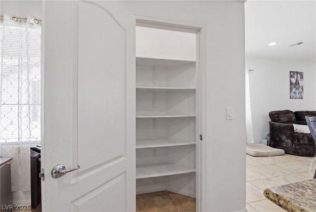 3625 Inverness Grove Avenue, North Las Vegas, NV 89081