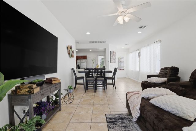 3625 Inverness Grove Avenue, North Las Vegas, NV 89081