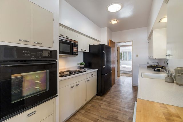 102 Camino Santiago, Santa Fe, NM 87501