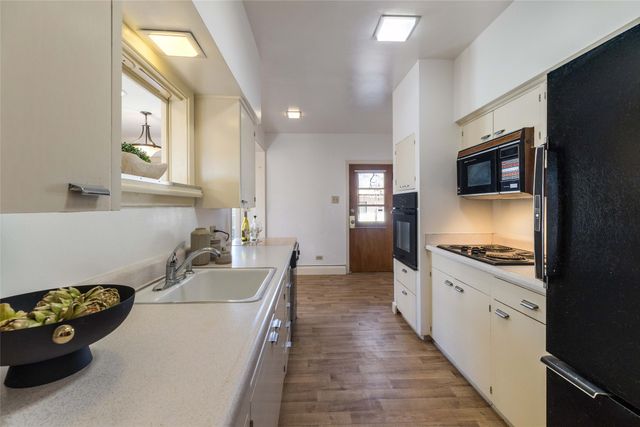 102 Camino Santiago, Santa Fe, NM 87501