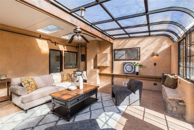 102 Camino Santiago, Santa Fe, NM 87501