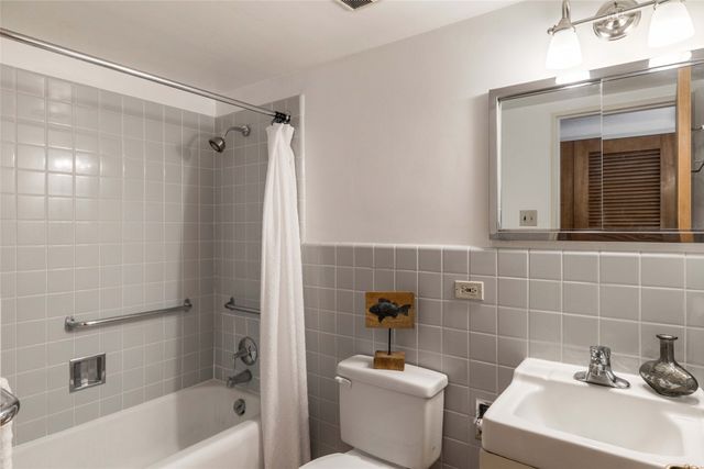 102 Camino Santiago, Santa Fe, NM 87501