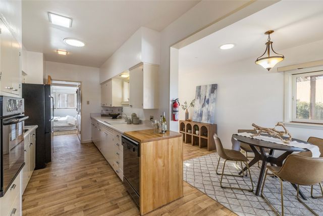 102 Camino Santiago, Santa Fe, NM 87501