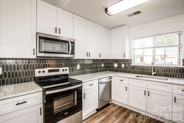 332 Cassidy Lane, Mooresville, NC 28115