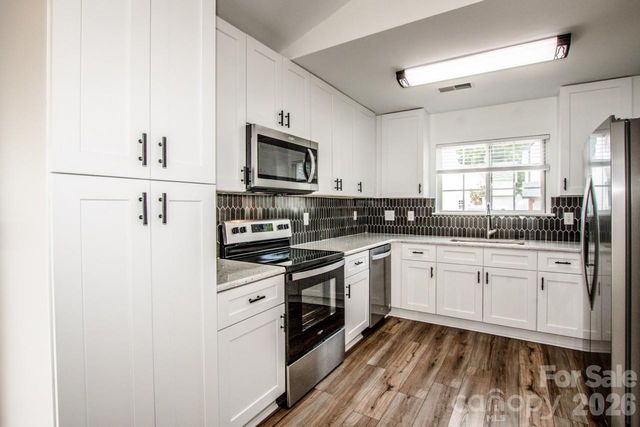 332 Cassidy Lane, Mooresville, NC 28115