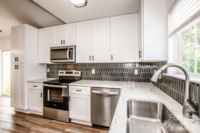 332 Cassidy Lane, Mooresville, NC 28115