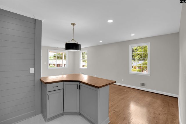 955 Laurie Lane, Columbia, SC 29205