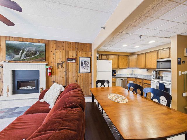 137 E Mountain Rd Unit 2B3, Killington, VT 05751