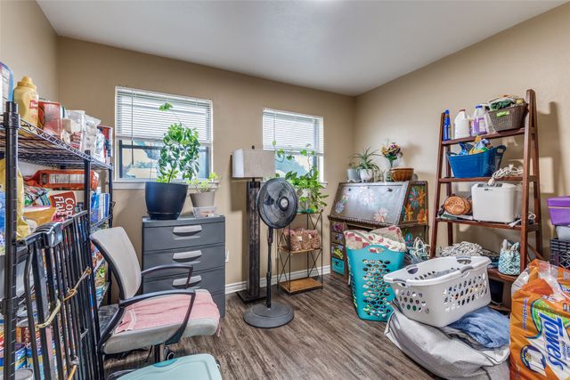 525 S Hampshire Street, Saginaw, TX 76179