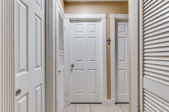 525 S Hampshire Street, Saginaw, TX 76179