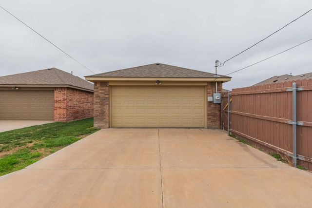 2708 SIMKINS Lane, Amarillo, TX 79118