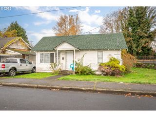 1100 N 1ST Ave, Kelso, WA 98626