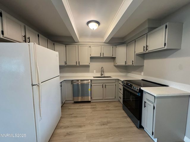 125 English Street, Hawthorne, NV 89415