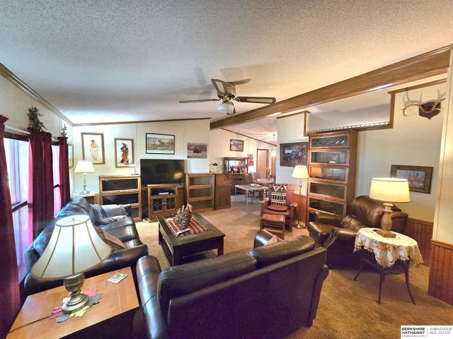 415 & 401 KAFFENBERGER Drive, Murray, NE 68409