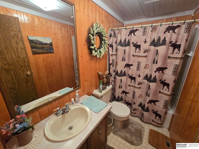 415 & 401 KAFFENBERGER Drive, Murray, NE 68409