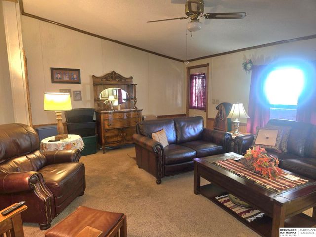 415 & 401 KAFFENBERGER Drive, Murray, NE 68409