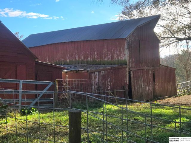 415 & 401 KAFFENBERGER Drive, Murray, NE 68409