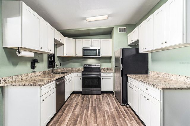 1713 27TH STREET, Orlando, FL 32805