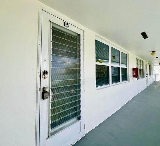 15 Bedford A, West Palm Beach, FL 33417