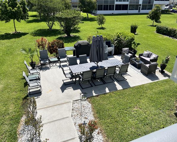 15 Bedford A, West Palm Beach, FL 33417