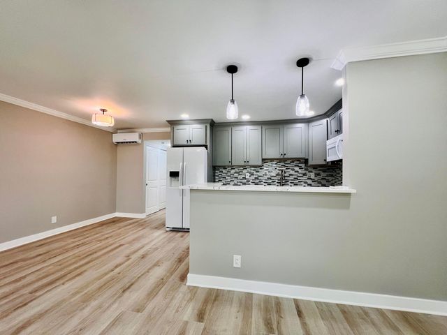 15 Bedford A, West Palm Beach, FL 33417