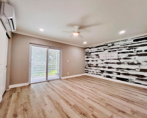 15 Bedford A, West Palm Beach, FL 33417