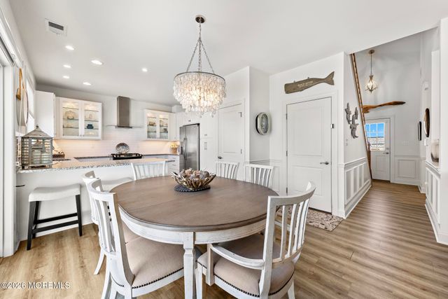 20 Jeri-Ann Drive, Manahawkin, NJ 08050