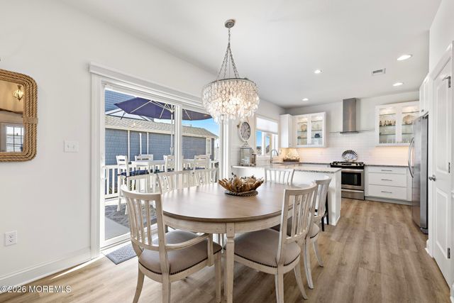 20 Jeri-Ann Drive, Manahawkin, NJ 08050
