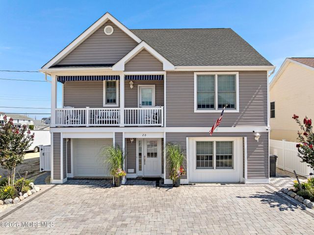 20 Jeri-Ann Drive, Manahawkin, NJ 08050