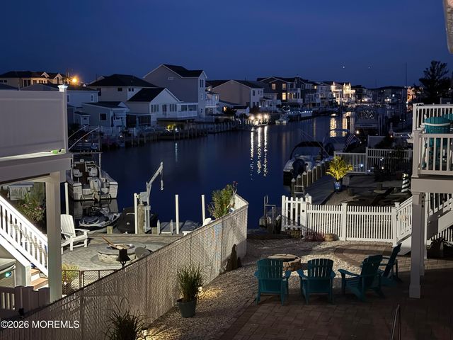 20 Jeri-Ann Drive, Manahawkin, NJ 08050