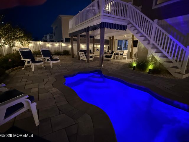 20 Jeri-Ann Drive, Manahawkin, NJ 08050