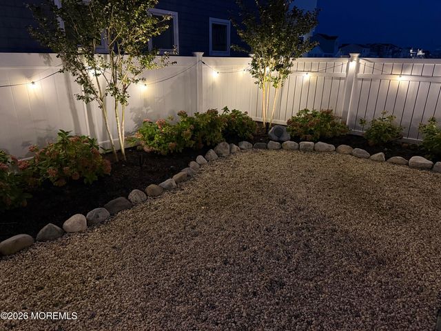 20 Jeri-Ann Drive, Manahawkin, NJ 08050