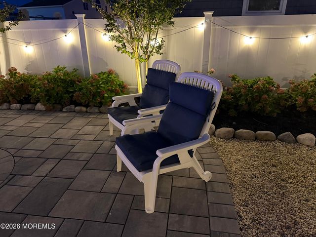 20 Jeri-Ann Drive, Manahawkin, NJ 08050