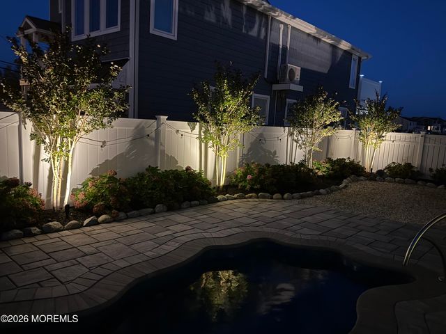 20 Jeri-Ann Drive, Manahawkin, NJ 08050